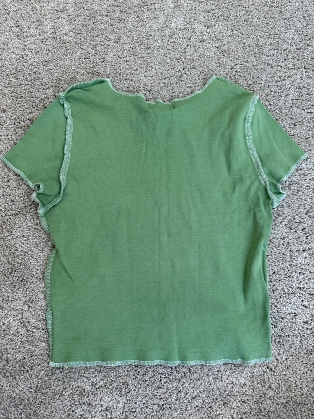 Sky and Sparrow Green Short Sleeve Seam-Edge Tee - Picture 3 of 3
